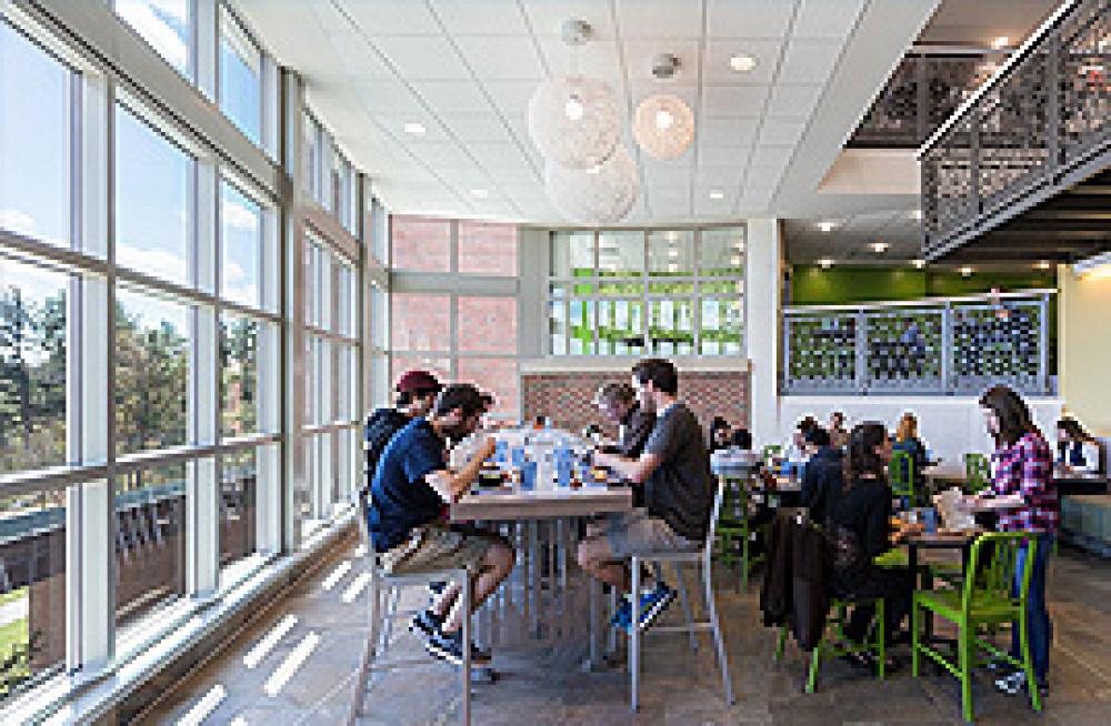 UNH Stillings & Philbrook Dining Halls